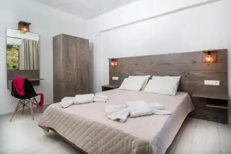 Anika Studios - 65