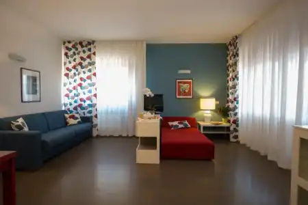 Marbela Apartments & Suites - 128