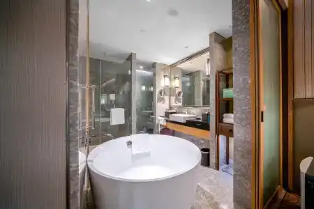 Crowne Plaza Kunming Ancient Dian Town by IHG - 8