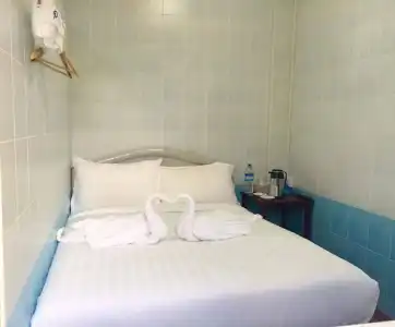 Pandora Motel - 1