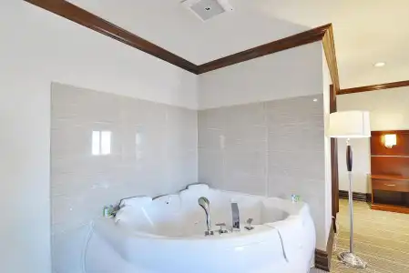 Woodbine and Suites - 15
