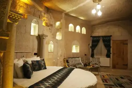 Roma Cave Suite - 39