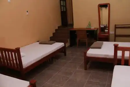 Anura Guest Inn - 22