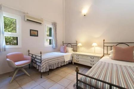 Agnantia Bed & Breakfast - 108