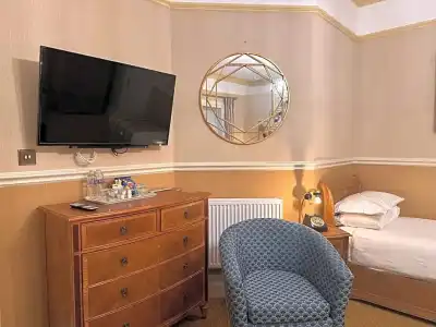 Chester House Guest House - 100