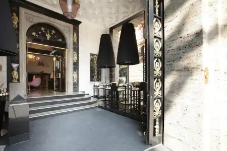 Grand Palace - 42