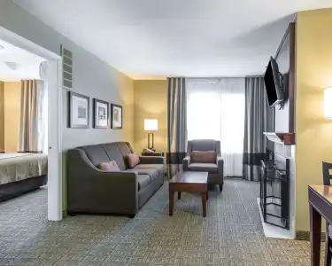 Comfort Inn & Suites Ventura Beach - 45