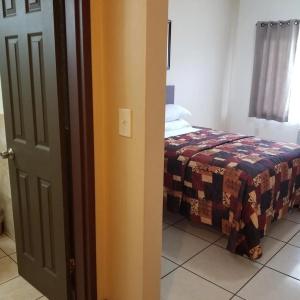Parkway Inn Airport Motel Miami - 22
