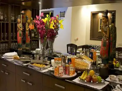 Red Maple Bed and Breakfast - 9