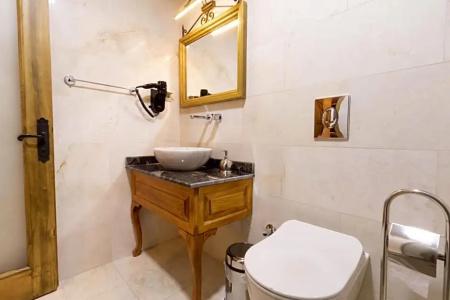 Sapphire Stone House - 21