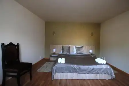 Georgian House - 72