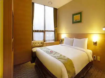 Skypark Central Myeongdong - 4