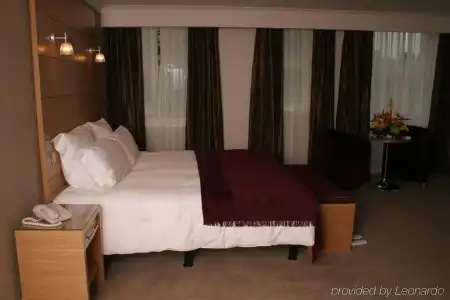 The Park City Grand Plaza Kensington - 39