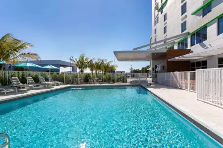 Wyndham Garden Miami International Airport - 11