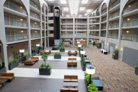 Embassy Suites by Hilton Seattle Bellevue - 26