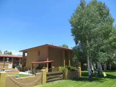 Adobe Inn - 15