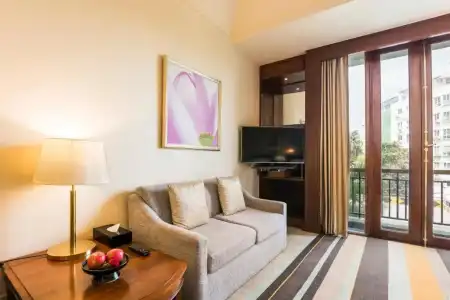 Chatrium Royal Lake Yangon - 185