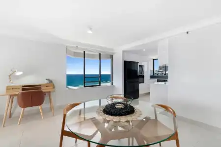 Surfers Century Oceanside Apartments - 179