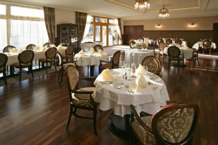 Residence & Club - 22