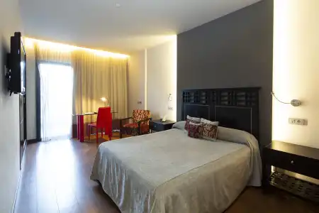 Silken Axis Vigo - 5