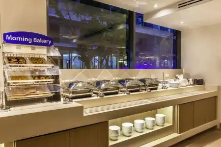 Holiday Inn Express BANGKOK SUKHUMVIT 11 by IHG - 10