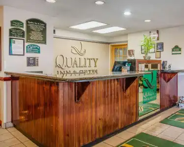 Quality Inn & Suites Medford Airport - 24
