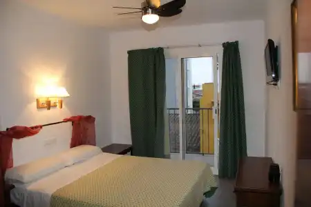 Hostal Isabel - 6