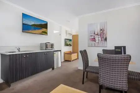Mid City Warrnambool - 94