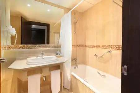 Amaria Beach Resort - 10