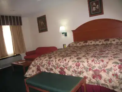 Americas Best Value Inn Lubbock E - 29