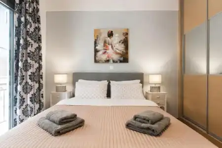 Nicholas Point Apartments and Rooms - 176