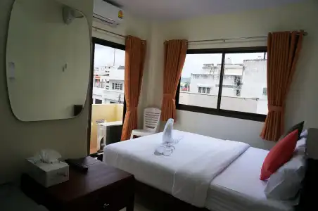 Baan Taweesuk Guest House - 4