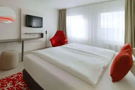 Ramada by Wyndham Dresden - 32