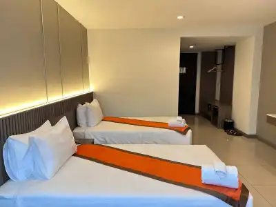 Crystal Suites Suvarnabhumi Airport - 2