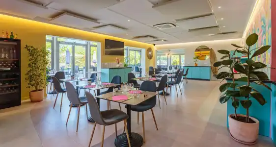 Sure by Best Western Biarritz Aeroport - 20