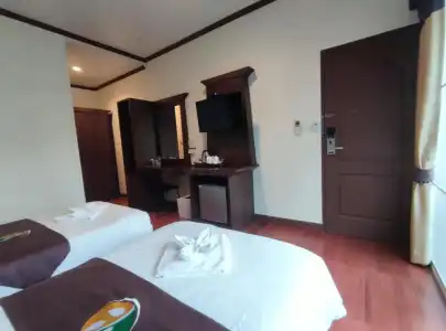 Baantip Suantong - 24