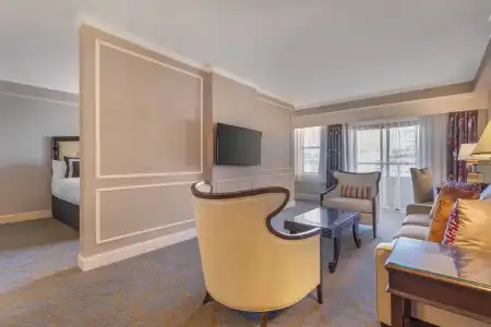 Omni Shoreham - 143
