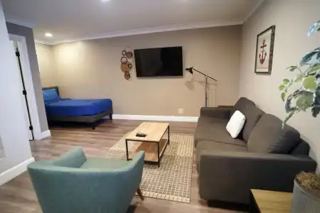 Anaheim Executive Inn & Suites - 102