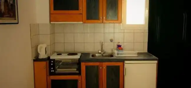 Toni's Guesthouse - 35