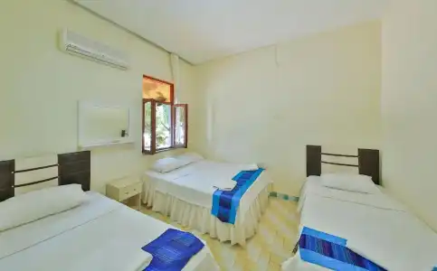 Ates Pension - 27