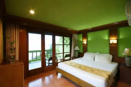 Sea Breeze Resort - 35