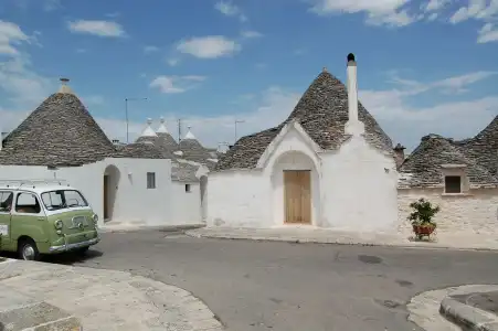 Trulli Holiday Albergo Diffuso - 42