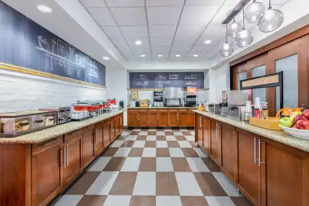 Hampton Inn Suites Minneapolis St Paul Arpt-Mall of America - 31
