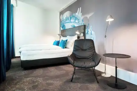 Motel One Basel - 26