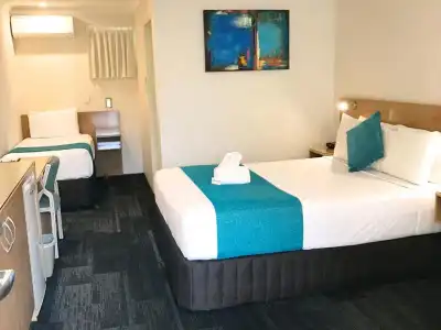 Sunnybank Star & Apartments - 31