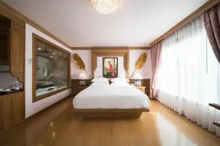 Peak Nimman Prestige - 70