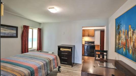 Driftwood Beach Motel - 226