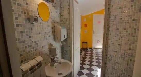 Manga Hostel - 5