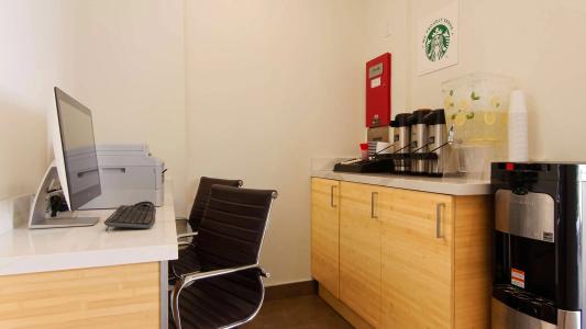 Best Western Plus Glendale - 17