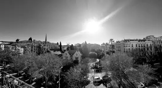 Carlton Nice - 18